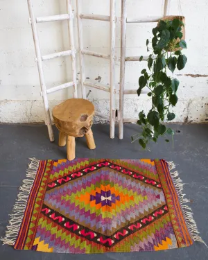 Vintage Mini Turkish Kilim Rug 2'6"x4'